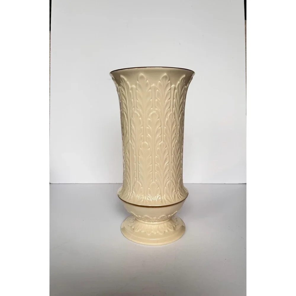 Lenox Autumn Leaf Collection Footed Vase, 24K Gold Trimmed Rim, Elegant Decor